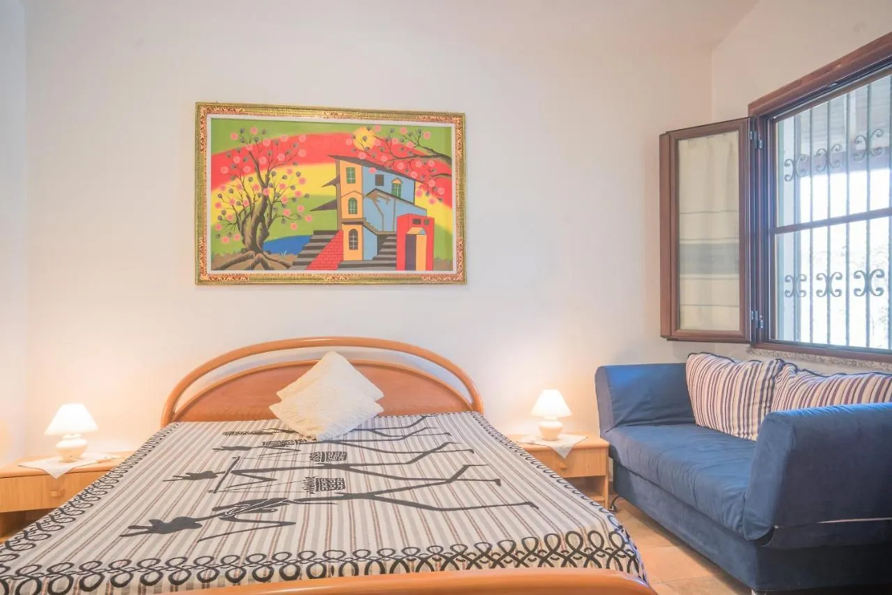 Villa Delle Dalie, Solanas, Villasimius Solanas